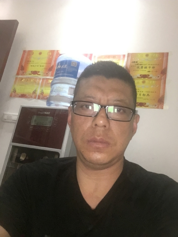 牵手的第一张照片--贵阳认干亲服务网