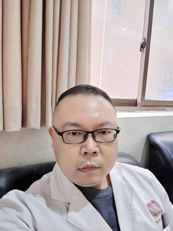 付强的第一张照片--贵阳认干亲服务网