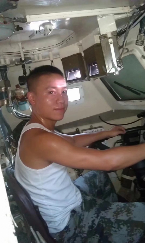 哥哥的第一张照片--贵阳认干亲服务网